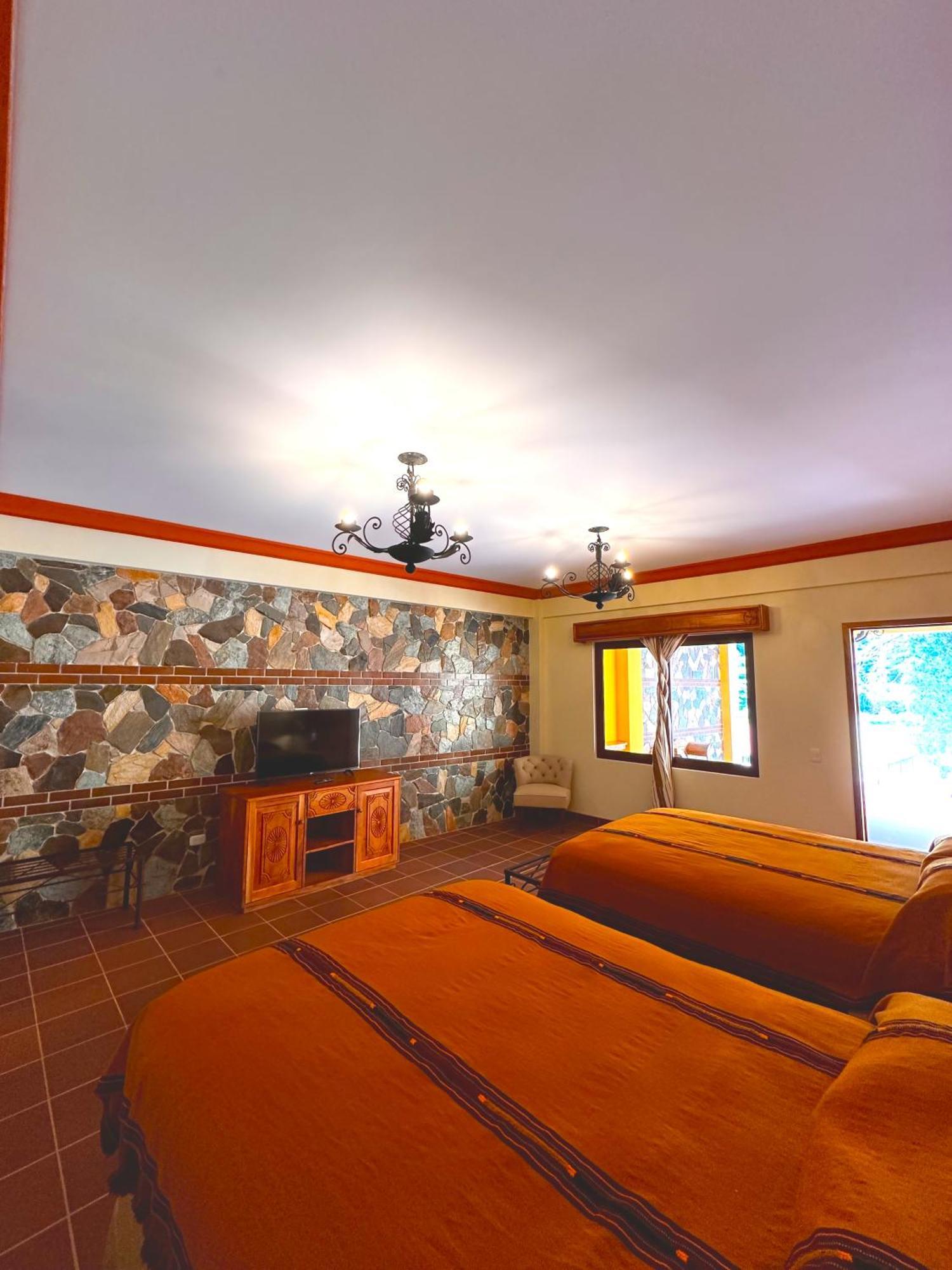 Hotel Jotam Panajachel Extérieur photo