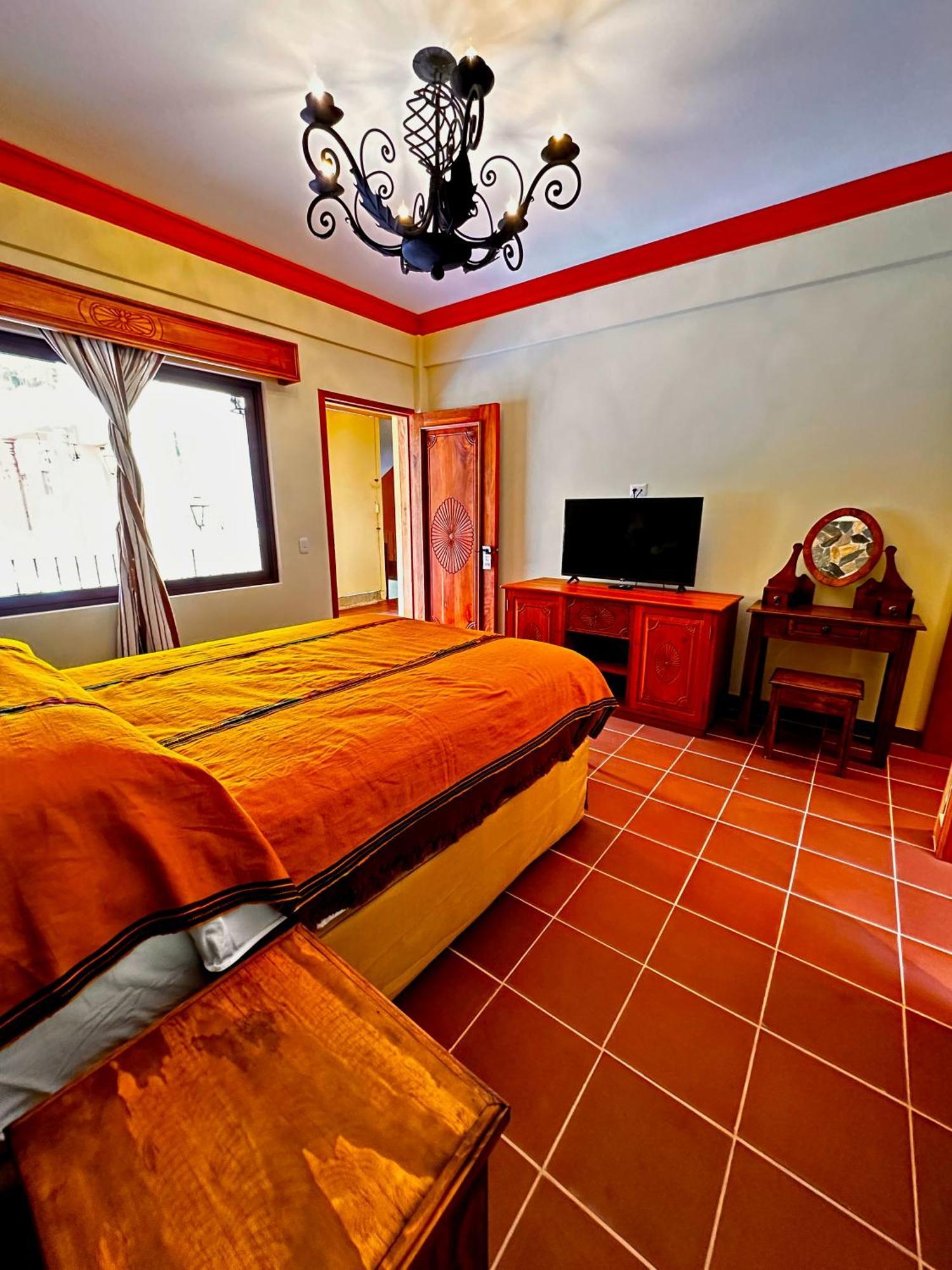 Hotel Jotam Panajachel Extérieur photo