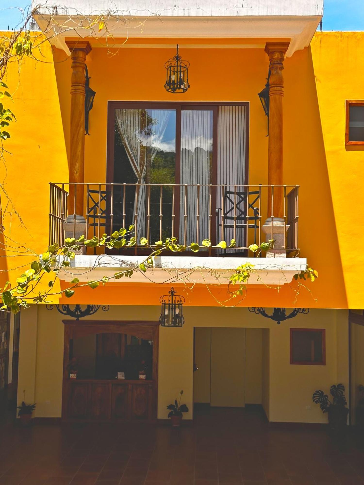 Hotel Jotam Panajachel Extérieur photo