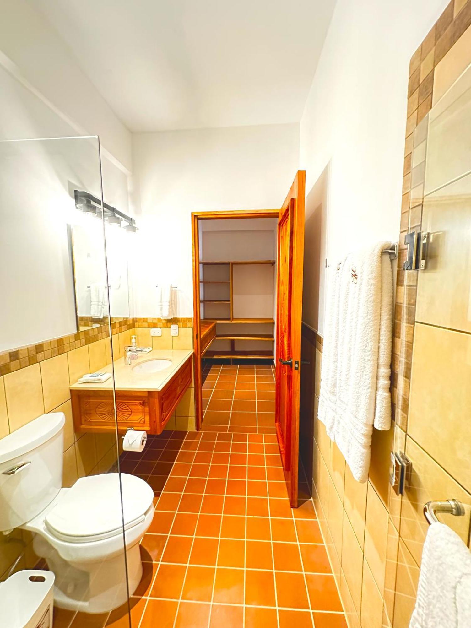 Hotel Jotam Panajachel Extérieur photo