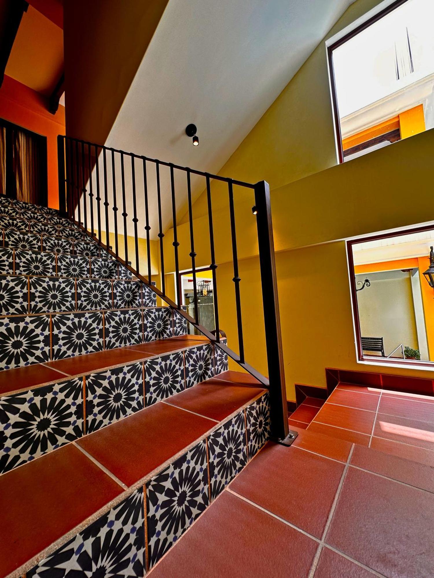 Hotel Jotam Panajachel Extérieur photo